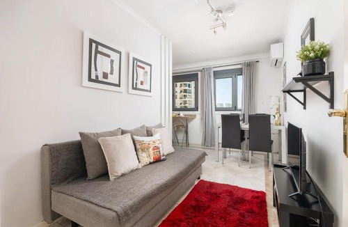 Lisbon Old Town Apartment | Lisbon Relax Pool Apartment - Free Parking Garage