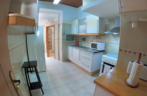 Penha de Franca Apartment | Lisbon T2 apartment in typical villa, Sapadores