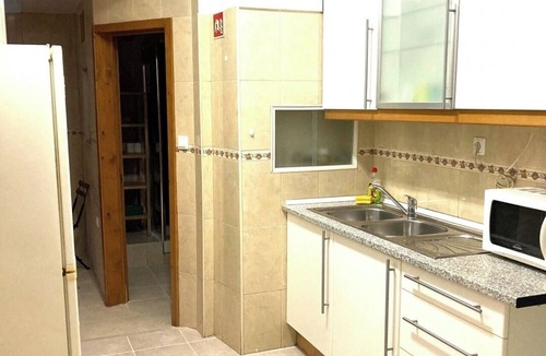 Penha de Franca Apartment | Lisbon T2 apartment in typical villa, Sapadores