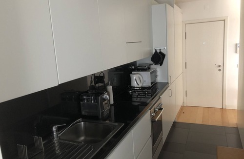 Sacavem Apartment | LisbonMeetU - Flat in Parque das Nações | T1