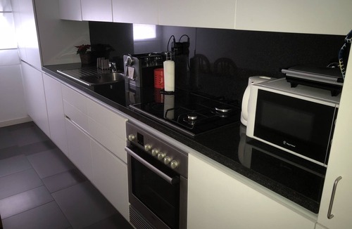 Sacavem Apartment | LisbonMeetU - Flat in Parque das Nações | T1