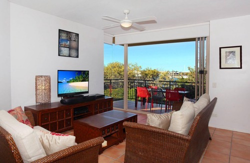 Mooloolaba Apartment | Little Hill 3 - River Side 2 Bedroom Apartment across the road to the beach
