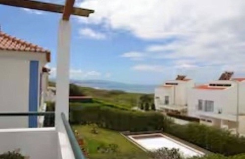 Ericeira Villa | Liv in by Ericeira Property