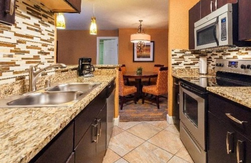 Las Vegas Hotel | Live the Villa Life | 5 Pools, Game Room, Full Kitchen & BBQ Grills