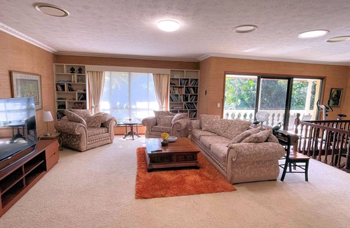 Southport House | Lorikeet house