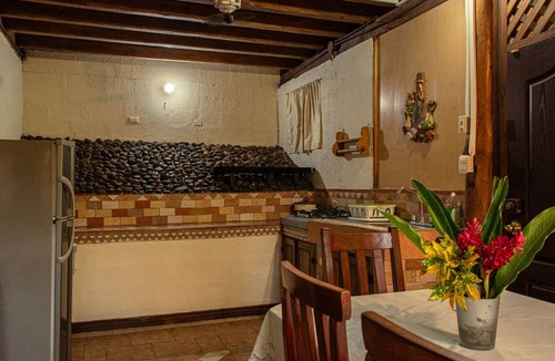 Puerto Viejo de Talamanca Cabin | Lovely Home in Puerto Viejo, Costa Rica. Local Caribbean Authentic Propertyn