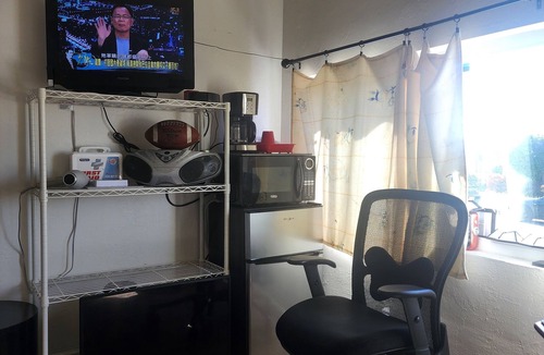 San Bruno Apartment | Lovely 1-bedroom Apt, Free parking, 5 minutes to S.F AirPort and all business
