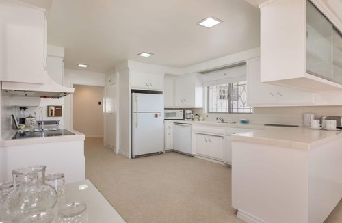 Ladera Heights House | Lovely 2 bed/3 bath,Pool Home - West LA/Culver City/Marina Del Rey/Venice