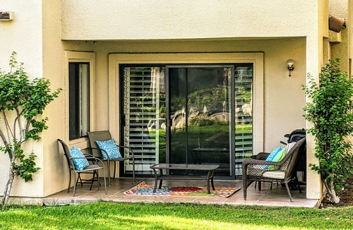 Cathedral City Condo | Lovely 2 Story Condo in Gorgeous Gated Community
