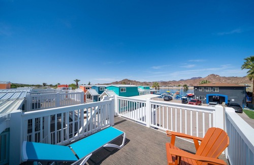 Parker Strip House | Lucky Break, River Views at Roadrunner Resort