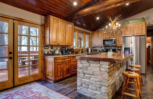 Winter Park Cabin | Lux Lodge EV Game Room Dog SPA AC Fenced Acre Fire Pit Fireplace