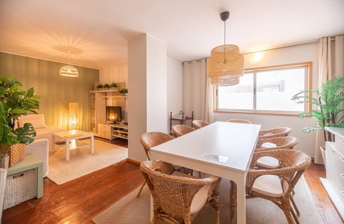 Barra Apartment | Luxo Apartment in Condominium dated with Pool