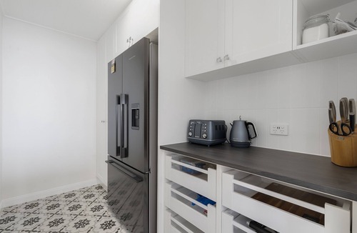 Mermaid Waters Villa | *Luxuary Convenient & Central