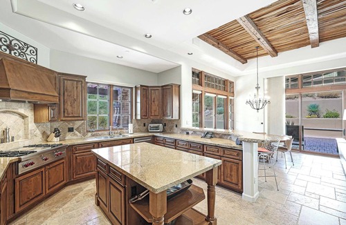 The Rocks Villa | Luxurious 3BR fully staffed Villa w/concierge & clubhouse in Scottsdale Peaks