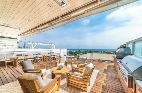 Western Malibu Villa | Luxurious 7-bedroom villa with AC, WiFi, fitness room in stunning Malibu