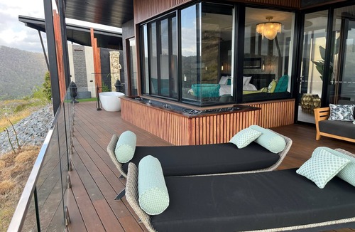 Neranwood Villa | Luxurious Villa at On Eagle Wings Mountain Retreat & Spa with Breakfast Included