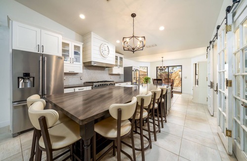 Lake Havasu City House | Luxurious oasis 6bd 4b heated pool available, detached Casita. Sleeps 20 in beds