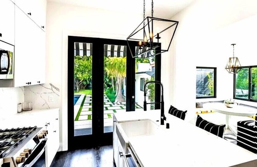 Fairfax District House | Luxurious Spanish-Style Retreat with Pool & Spa in the Heart of West Hollywood