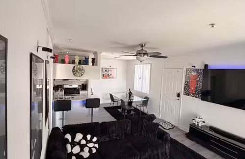 Valencia Apartment | Luxury 1 bed 1 bath apartment