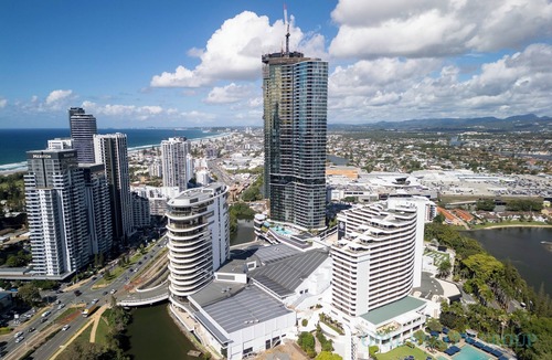 Broadbeach Apartment | Luxury 3 bedroom apartment at Casino