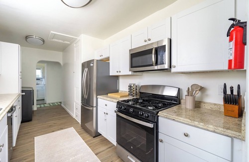 Mid-City House | Luxury 3-Bedroom House in Marvelous San Diego