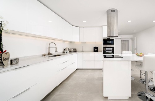Almancil Villa | Luxury Almancil Villa with Heated Pool by Ideal Homes