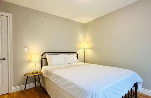 Hastings Villa | Luxury Family Villa - 5BR & Garden - 10 mins to DT - Free Parking