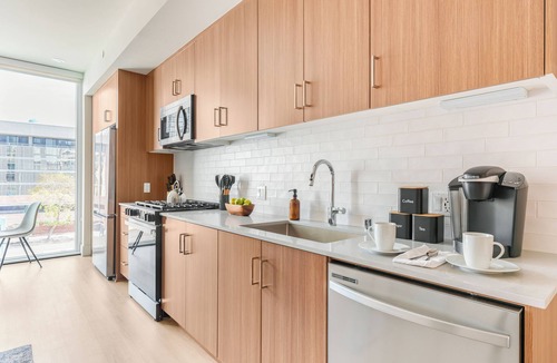 Cortez Hill Apartment | Luxury Finishes + Pool + Spa + Gym | Steps to Restaurants | Ancora by AvantStay