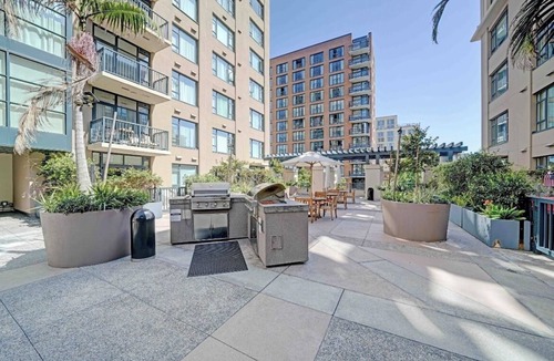 Marina District Condo | Luxury Gaslamp District Heart of Downtown San Diego