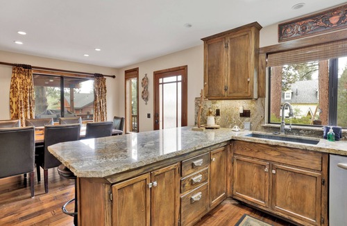 Big Bear Lake Cabin | Luxury Lodge Estate | Walk to Big Bear Village | Hot Tub & Game Room | Pet Friendly