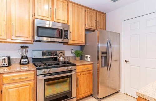 Reno/Tahoe Airport Condo | Luxury Modern 1BR Condo – Resort-Style Living in Prime Reno