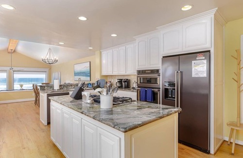 Oceano House | Luxury Ocean Front Beach Home! 4 bd/6 ba Sleeps 10