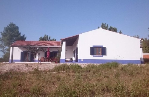 Baiona Villa | Luxury spacious Holiday Villa 10 mins from unspoilt sandy beaches