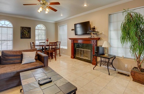 Sunrise Manor Villa | Luxury Vacation Villa w/ Mountain Views - 204218