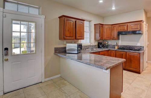 Sunrise Manor Villa | Luxury Vacation Villa w/ Mountain Views - 204218