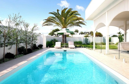 Mermaid Waters House | Luxury Villas Himalaya House - luxury villa with pool