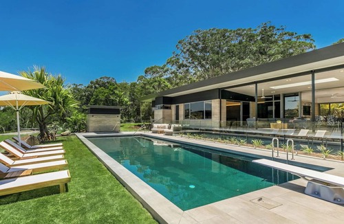 Skinners Shoot House | Luxury Villas Narringa Ridgeview:Pool, Spa, Tennis