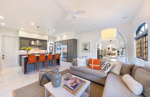Cloverdale House | Luxury Wine Country Retreat: 75 foot pool, 15 min to Healdsburg, Vineyard views