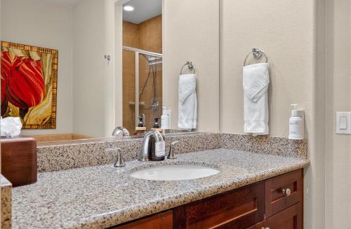 La Quinta Hotel | LV034 Cozy Upstairs Legacy Villas Suite