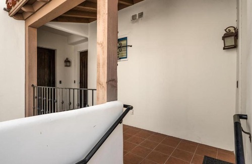 La Quinta Apartment | LV216 Upstairs 2 Bedroom Legacy Villas Lock-Off