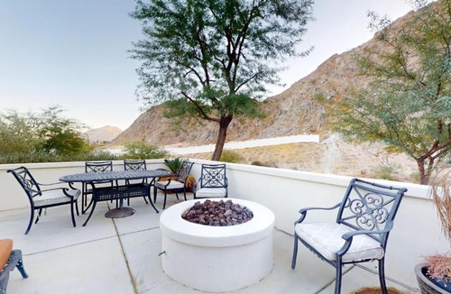 La Quinta Apartment | LV316 Spacious LV Townhome Close to LQ Resort