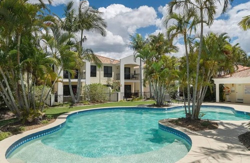 Gold Coast House | Magnolia on Hope Townhouse at Hope Island Queensland