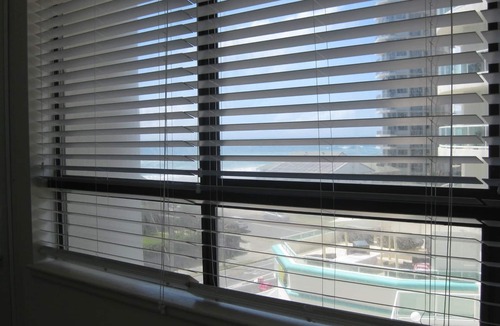 Main Beach Apartment | Main Beach Pde, Main Beach - Perfect holiday location