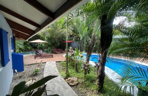 Cocles Apartment | Main House-3 Bedrooms & AC-2 Pools-Jungle-Beach-WiFi-TV