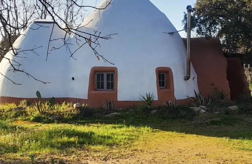 Penamacor House | "maison Dome Écologique" en Plein Millieu de la Campagne