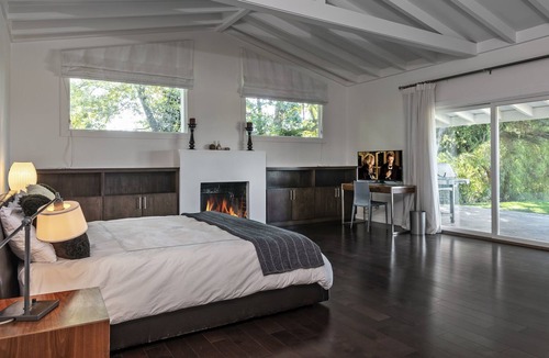 Santa Ynez House | Majestic Ranch Overlooking Acres of Vineyards