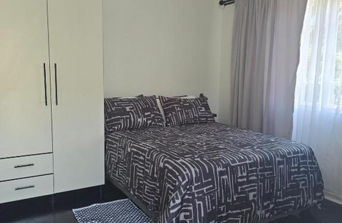 Humewood Apartment | Majhiya on Ferndale apt