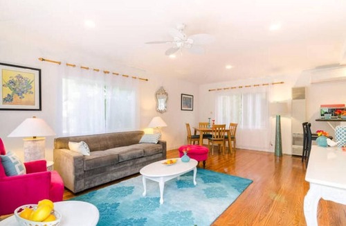 Eastern Malibu Apartment | Malibu Beach Paradise Apartments
