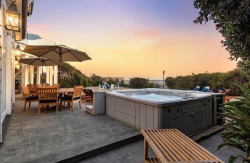 Western Malibu Resort | Malibu Dunes by Fieldtrip Expansive Hamptons-Style Estate w Private Beach Backyard