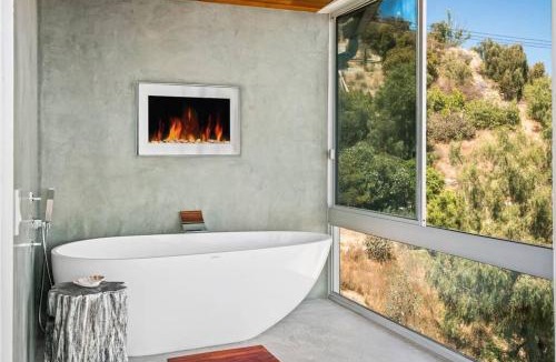 Malibu Villa | Malibu Glass House: Architectural w 180deg Views